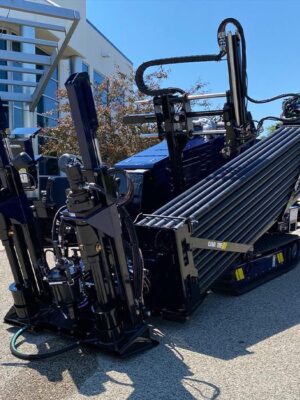 universal-hdd-uni-25-horizontal-directional-drill-03_700x700